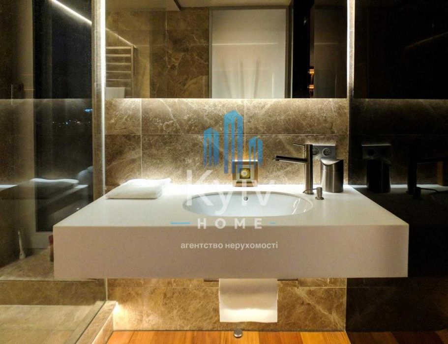 Аренда видовой 2к квартиры, 135м2, ТЦ Silver Breeze! 10мин до Печерска