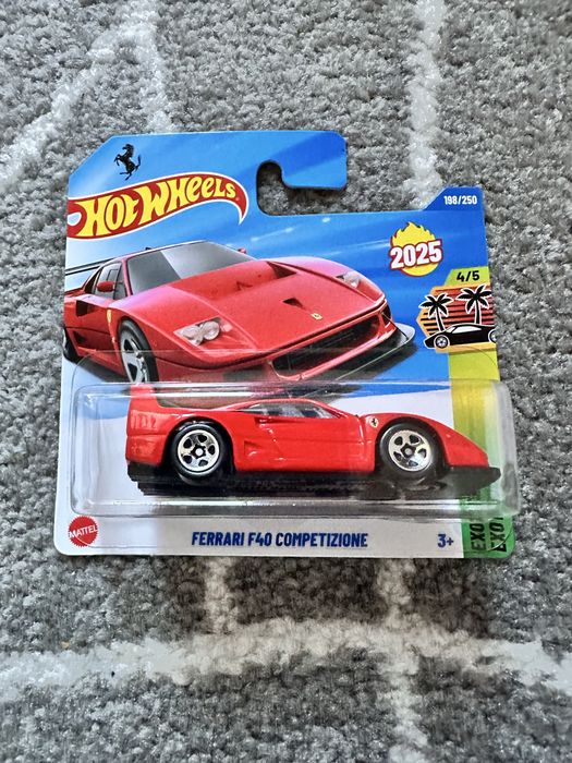 Hot wheels ferrari f40 czerwone