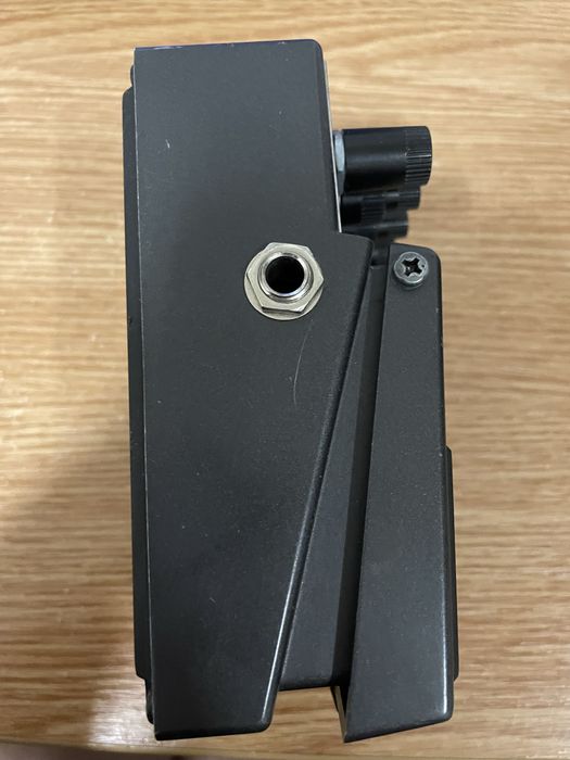 Педаль Boss mt 2
