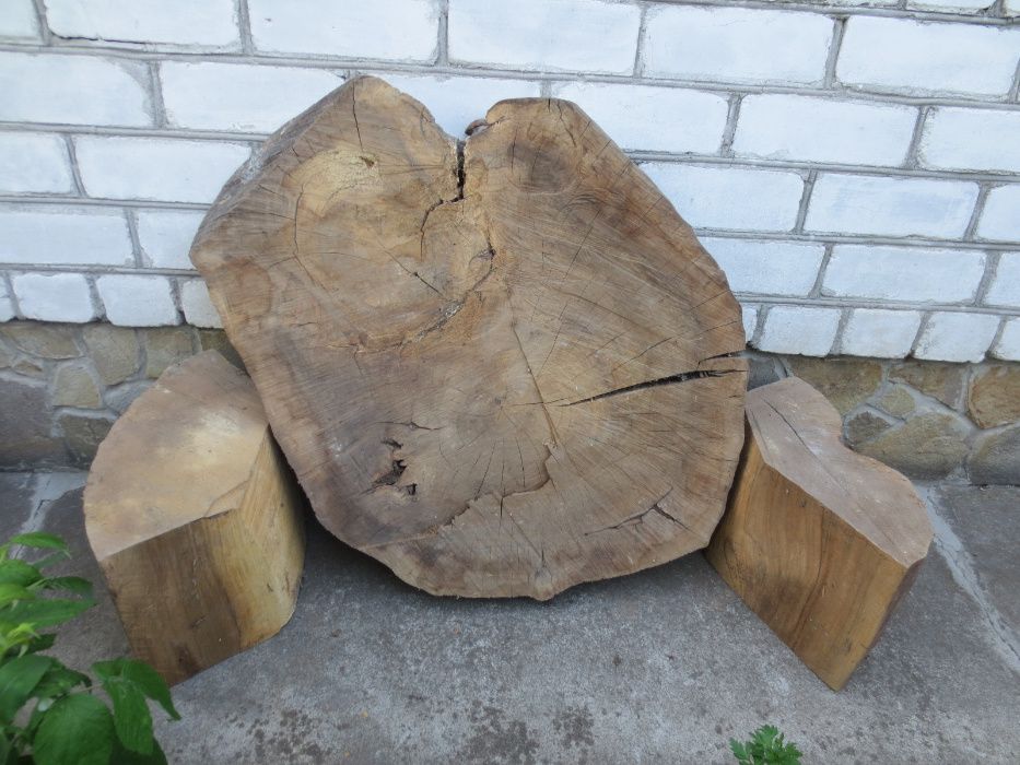 Дерев'яні "стільчики" для садового столу