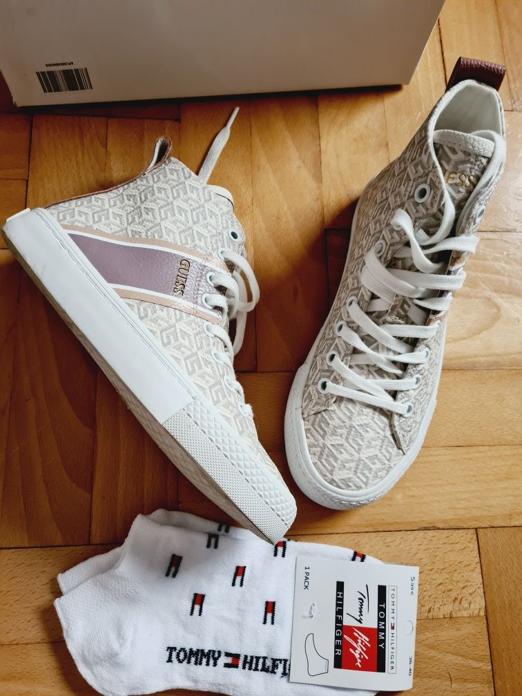 Buty Guess trampki za kostkę skórzane logowane 35