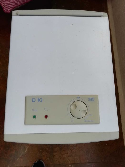 Desumificador Norteli D10  ( limpeza de humidades até 10 litros/dia )