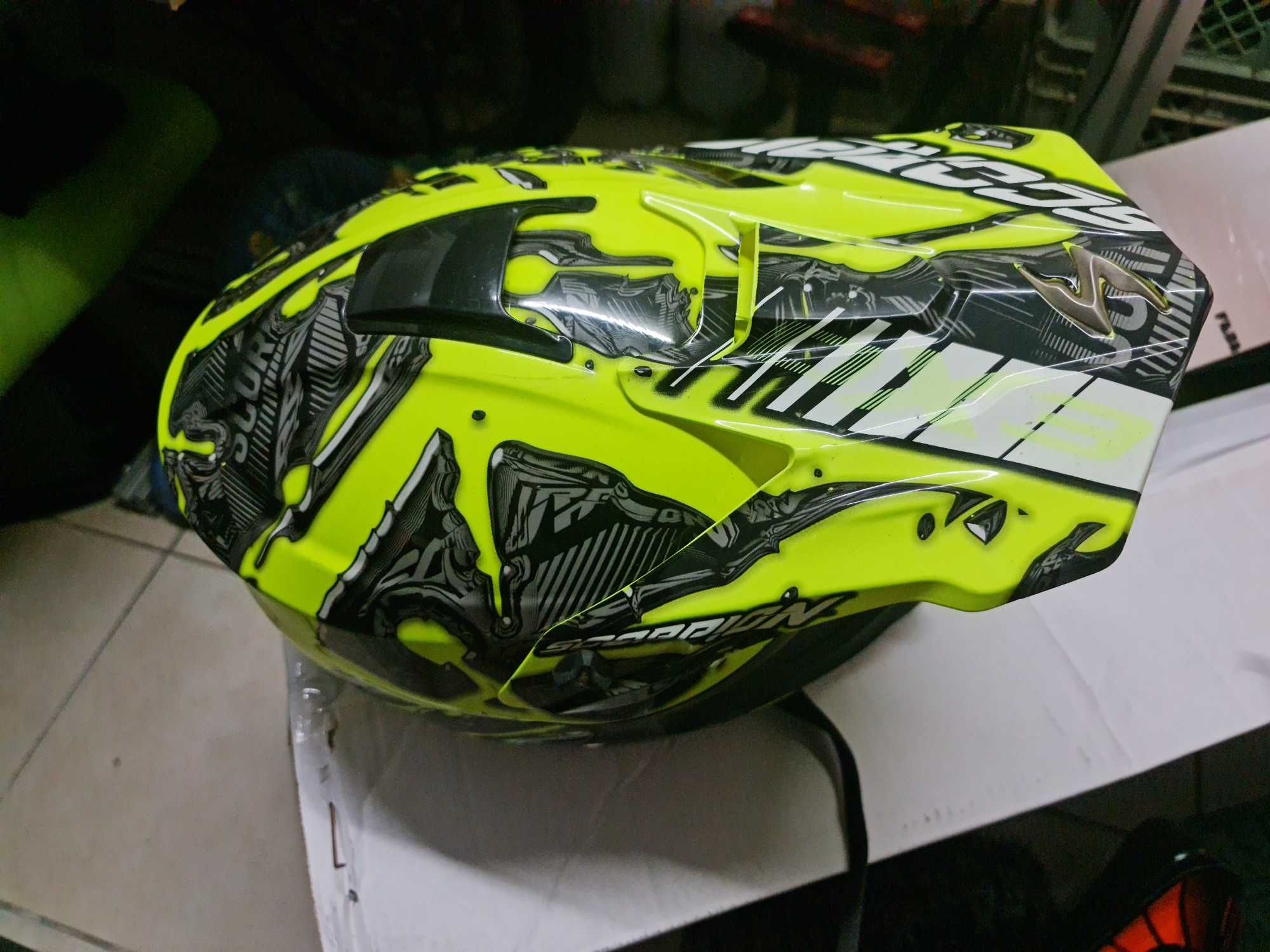 Capacete motocross SCORPIONS