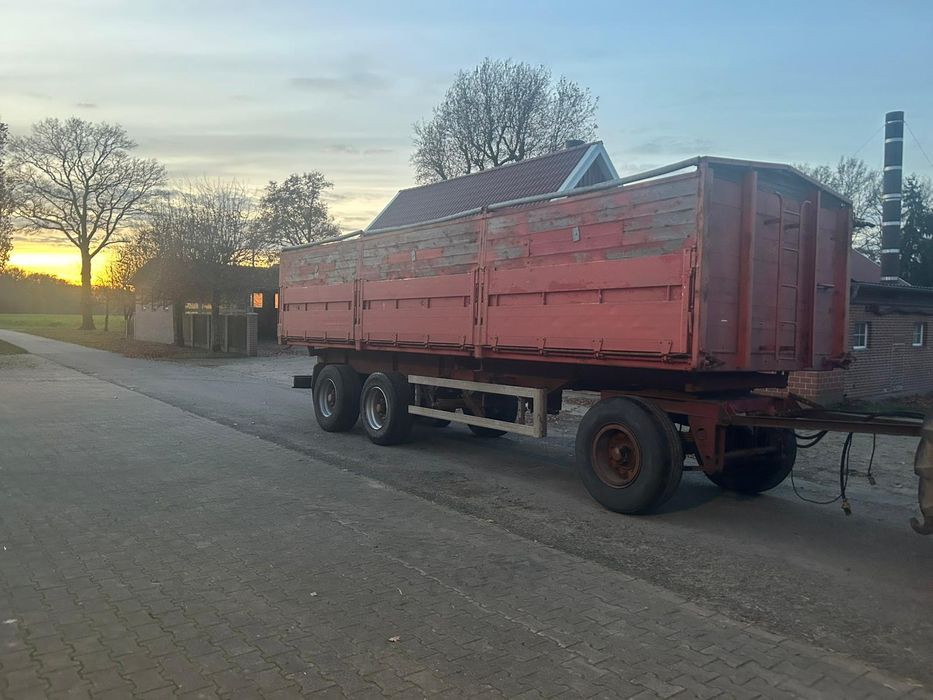 Przyczepa rolnicza  wywrotka  3 osiowa 24 ton