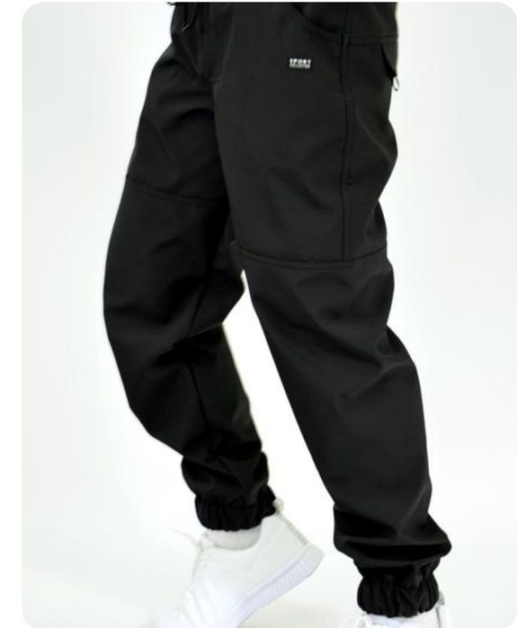 Круті теплі водовідштовхувальні джогери на флісі softshell