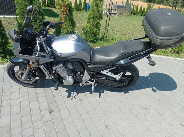 motor szosowo turystyczny yamaha fazer 1000