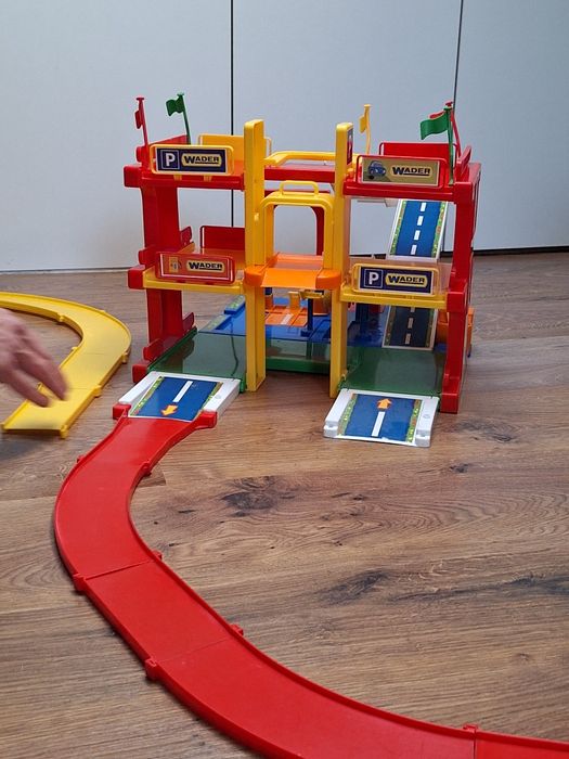 Wader garaż parking