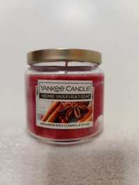 Świeca świeczka zapachowa Yankee Candle cinnamon spice 142g