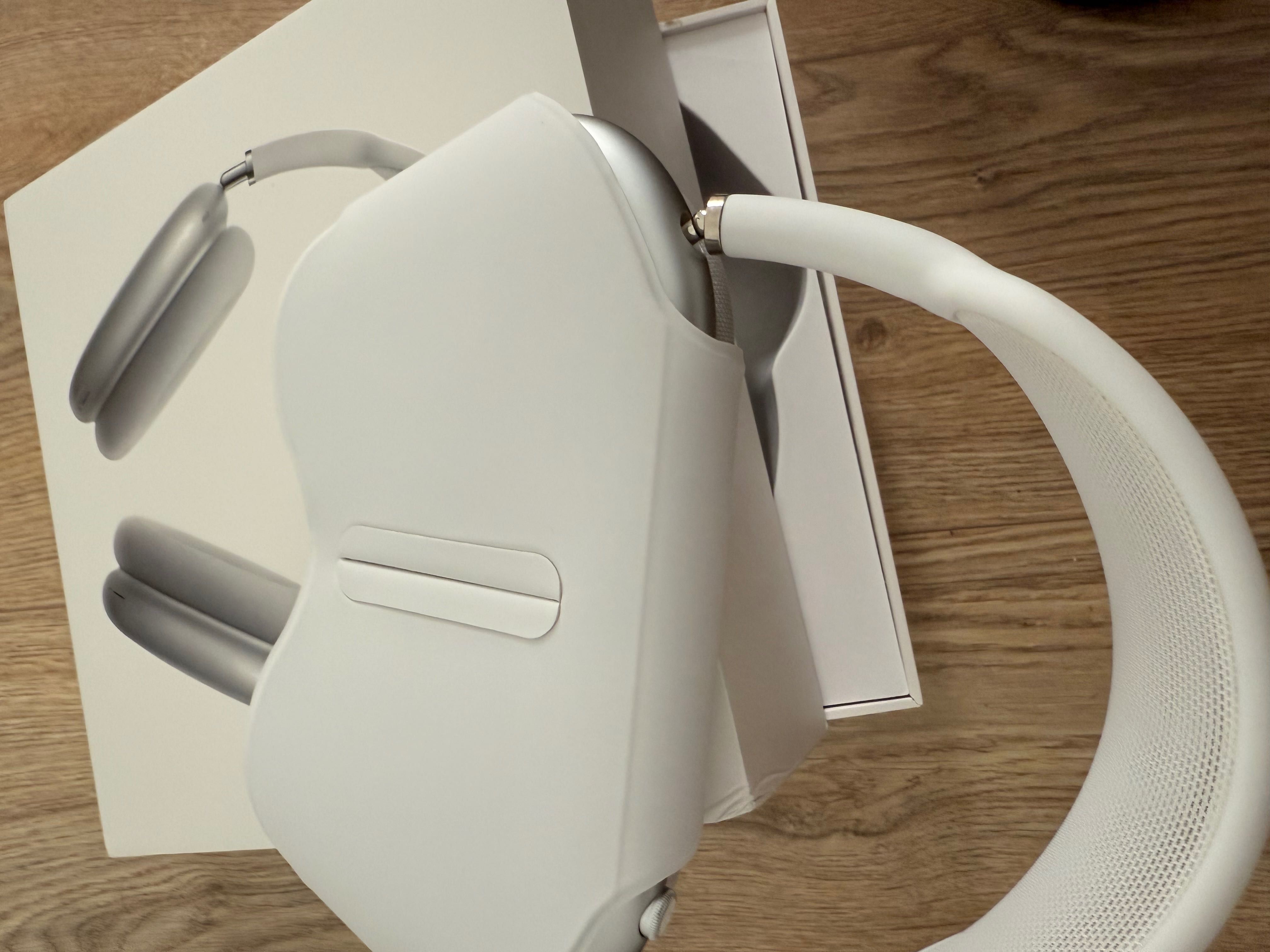 Apple AirPods Max