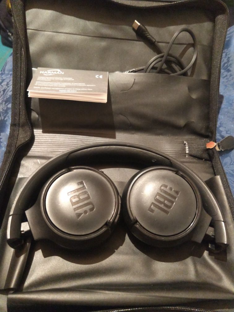 JBL Tune BT навушники