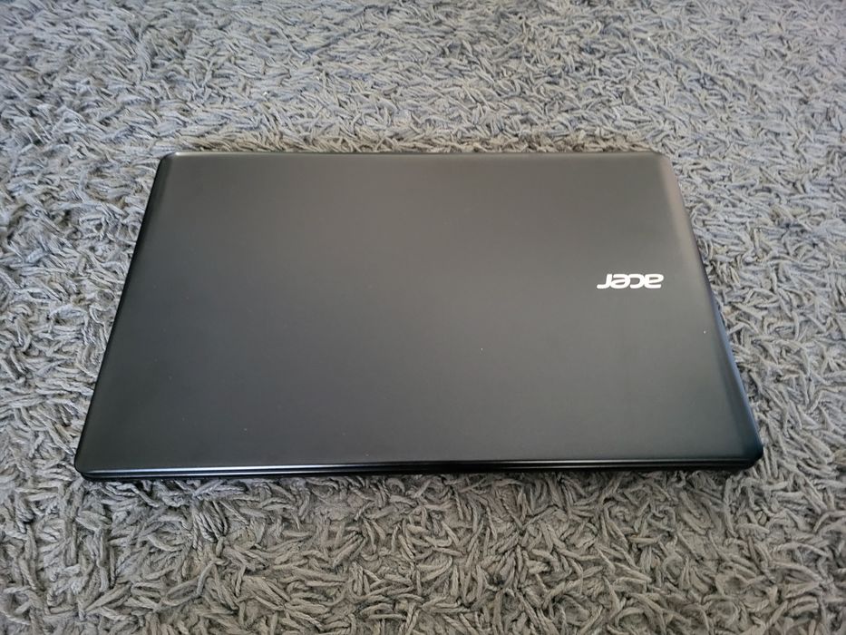 Portátil Acer E1-510