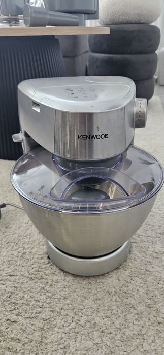 Robot planetarny kenwood khc29