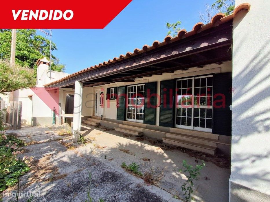 Moradia Rústica a 2 minutos do Centro de Arruda