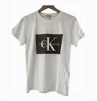 Шикарна  жіноча базова футболка Calvin Klein