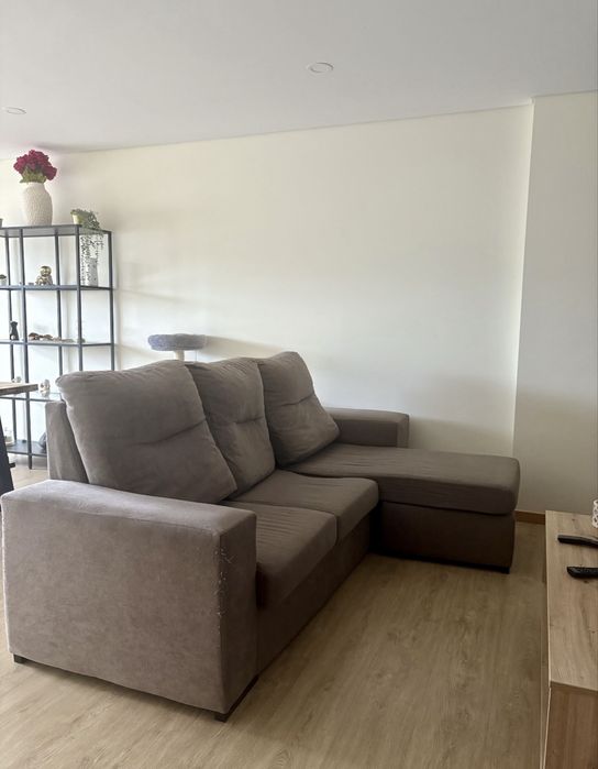 Sofá confortável 3 lugares