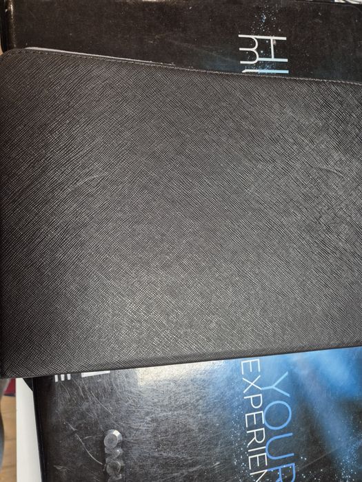 Etui na tableta uniwersalny