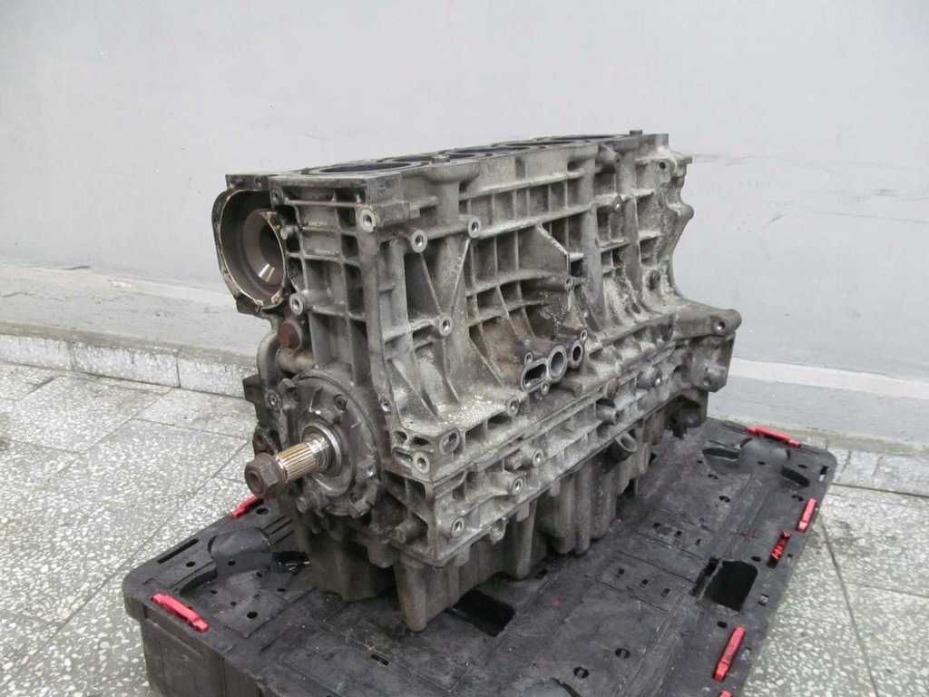 Блок цилиндров VOLVO XC90 2.4D XC60 2.4 S80 V60 D5244T Блок Вольво 2.4