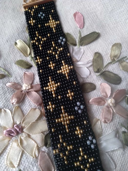 Браслет з чешського бісеру