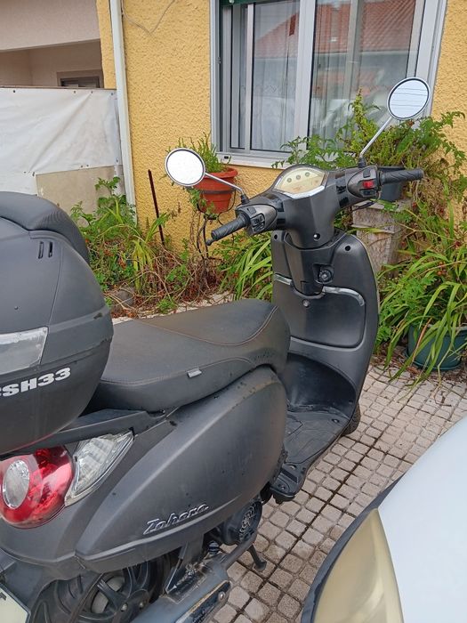 Moto Zahara secuter 125cc