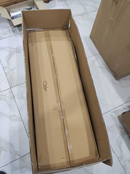 Столик МДФ на кухню, в офіс, гараж, смарт квартиру, салон краси