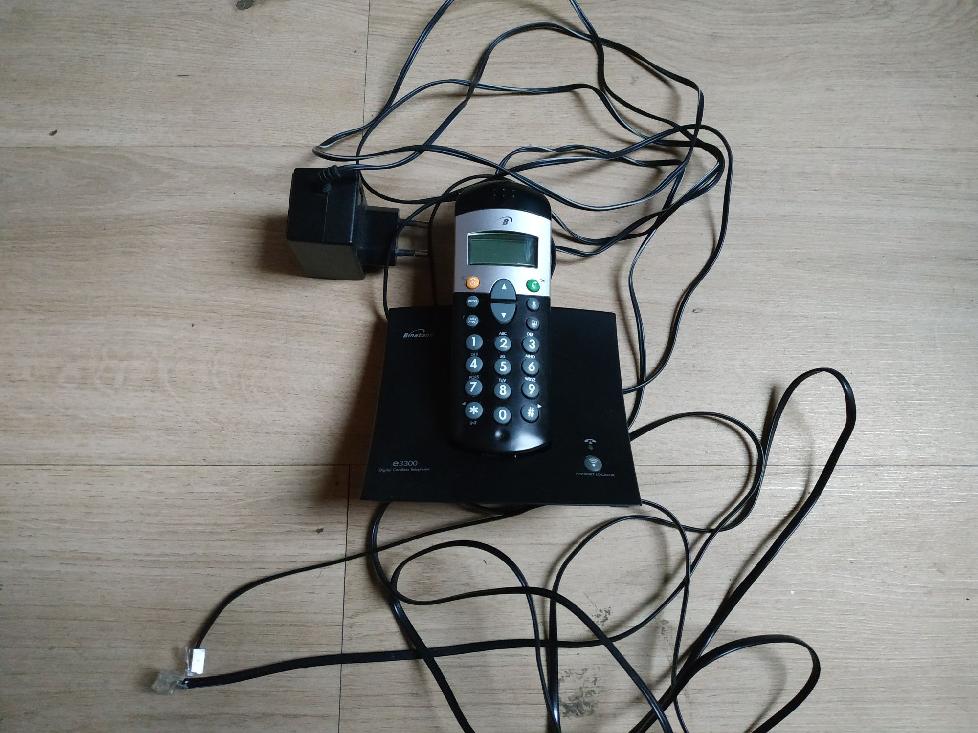 Telefon stacjonarny bezprzewodowy Binatone e3300