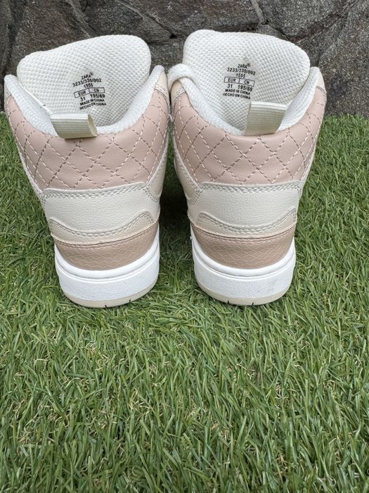 Дитячі кросівки ZARA