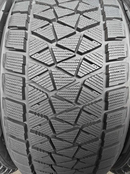 2шт R20 275 40 Bridgestone Blizzak DM-V2 зимові шини преміум як нові