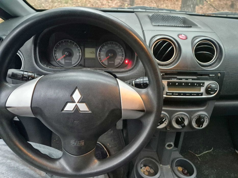Mitsubishi Colt 1,3 Inform