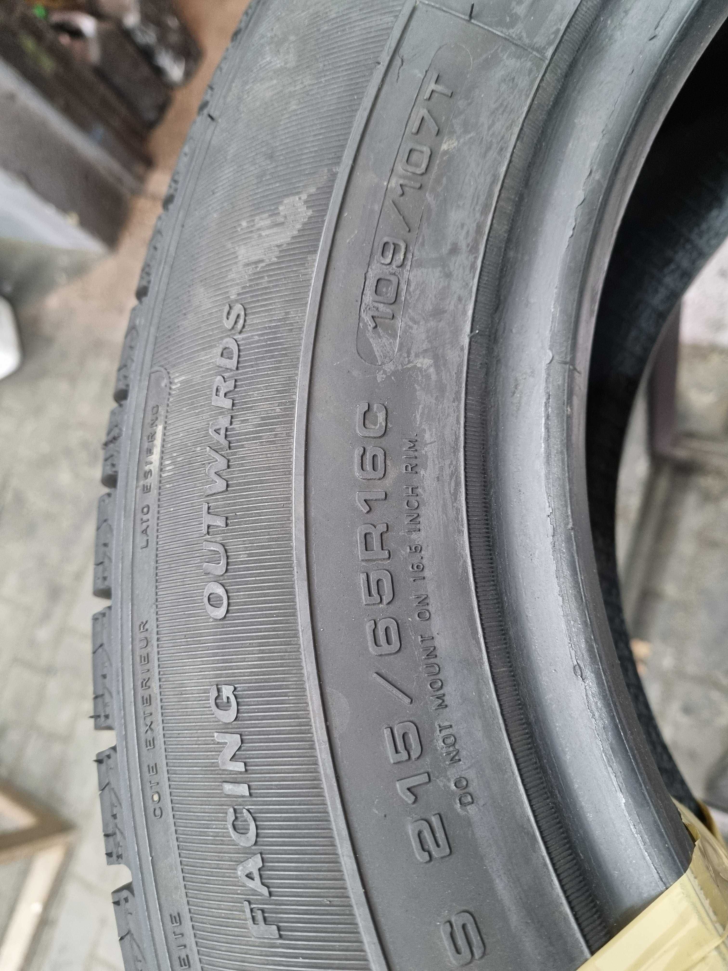 215/65/16C 109/107T Goodyear Cargo Vector 2 D.4218