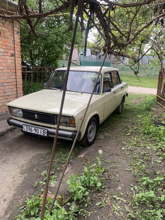 Продам ваз 2105 1981р.