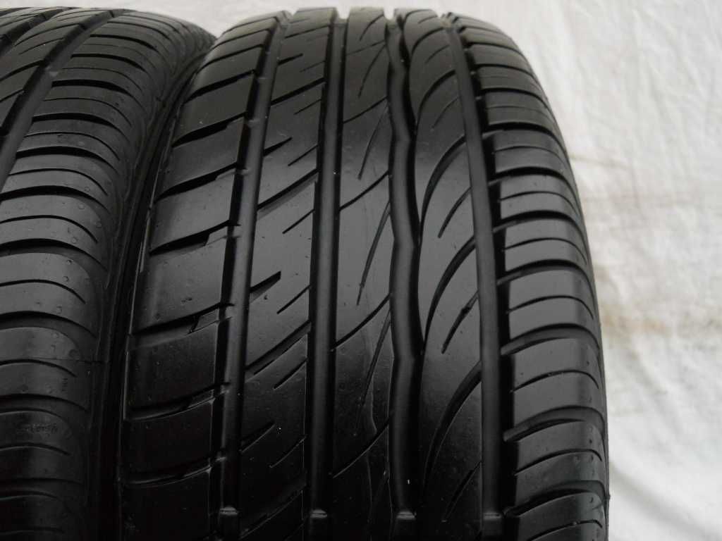 2 Opony letnie BARUM BRAVURIS 2  205/55R16 91V (2x7,8mm)