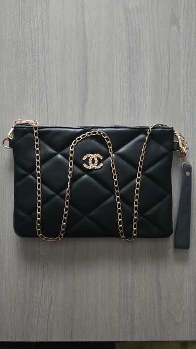 Torebka kopertówka na łańcuszku