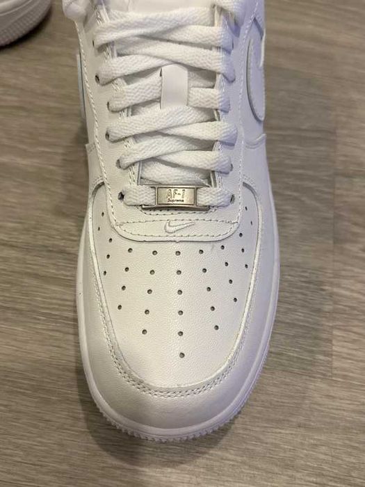 Buty meskie Mokasyny Nike_Air_Force_1_LowSupreme_White r.36