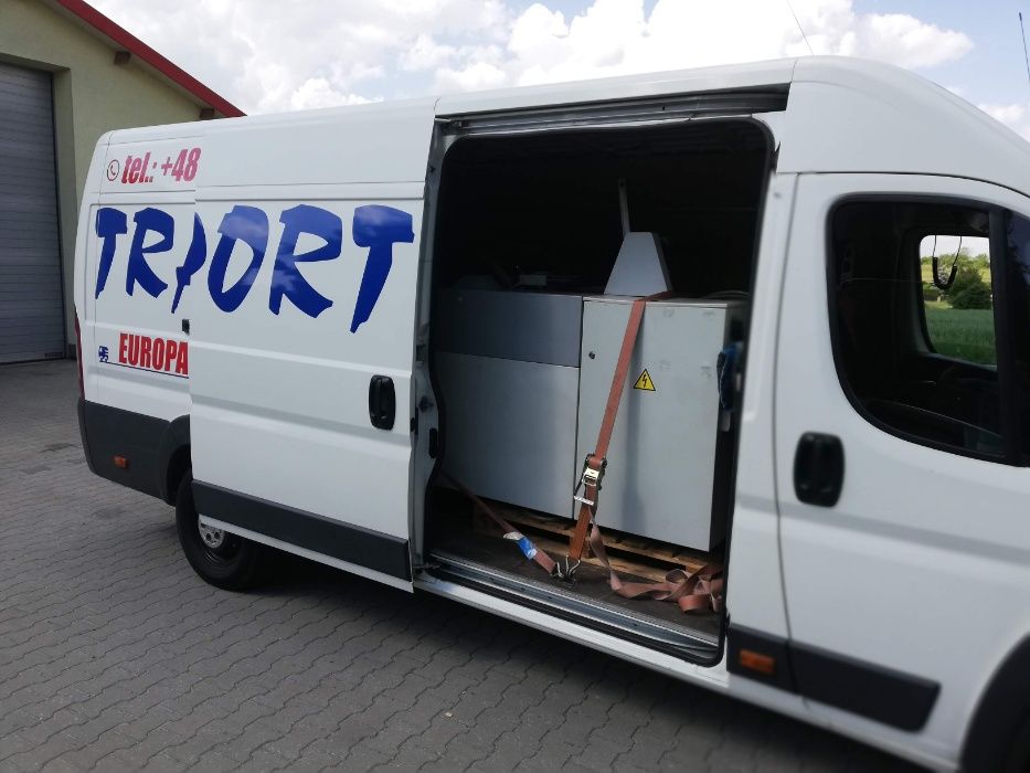 Transport bus Kraków przewóz rzeczy Kurier Polska Przeprowadzki