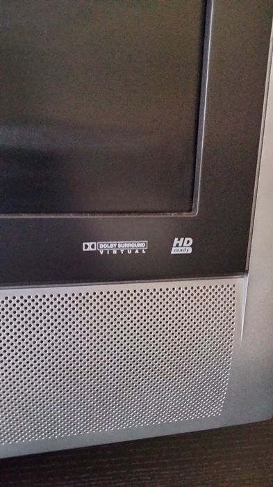 TV GRUNDIG 32" usada.