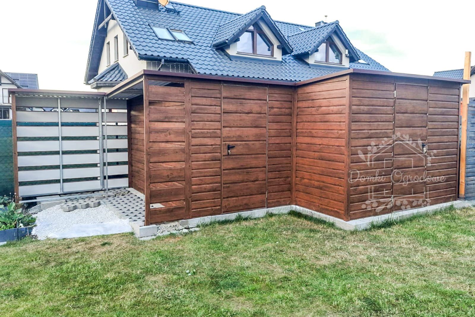 Schowek Domek Ogrodowy 5x5 Wiata 2 drewnopodobny Dach Spad w tył ID571
