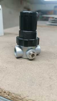 Mini regulator ciśnienia G 1/4" 0,5-10 BAR