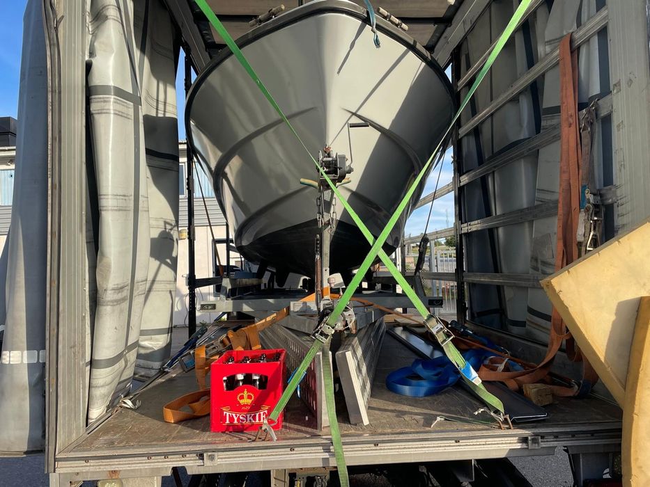 Łódź motorowa 6 metrów 150 koni