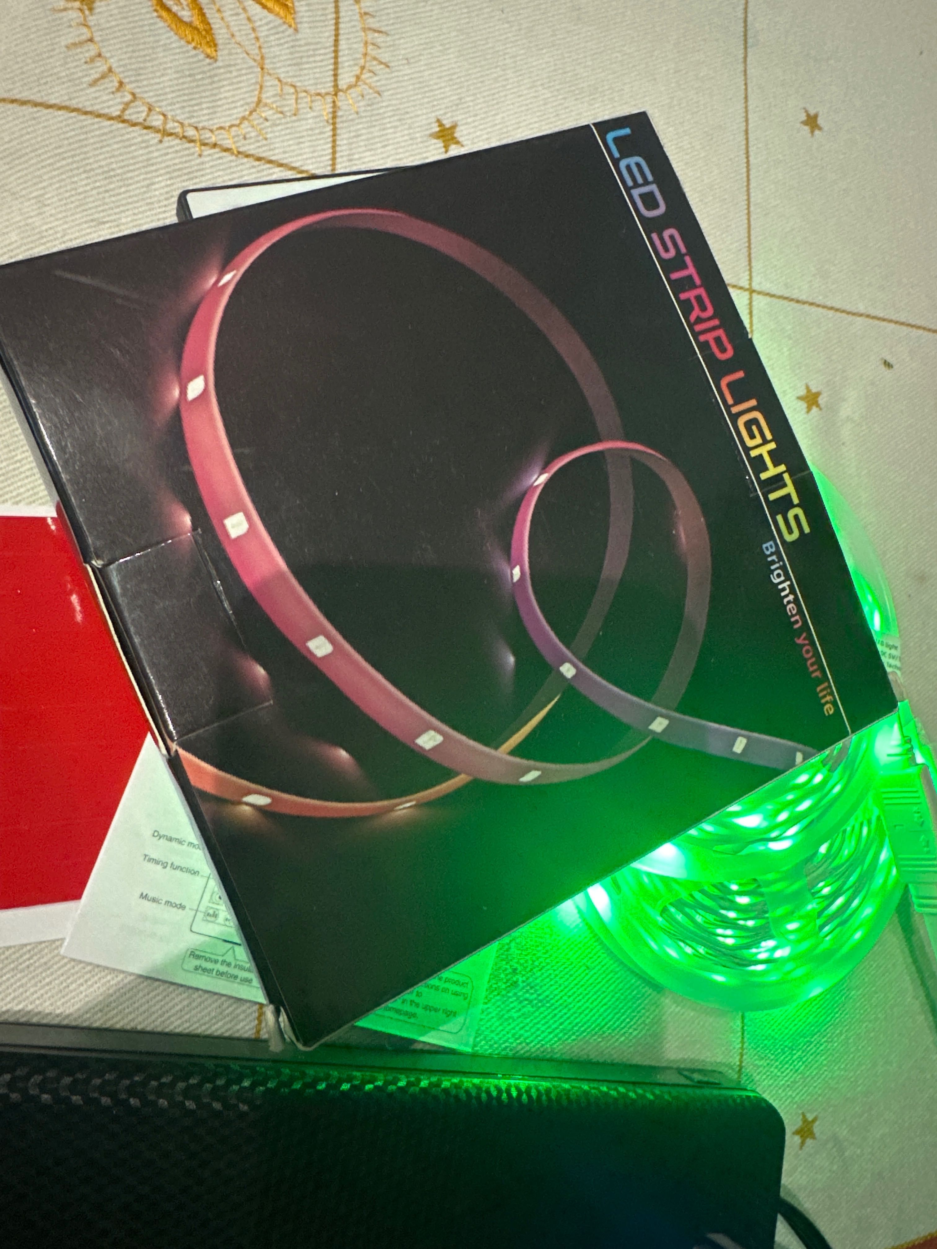 Rolo de fita  LED RGB 5V 1A com comando e App