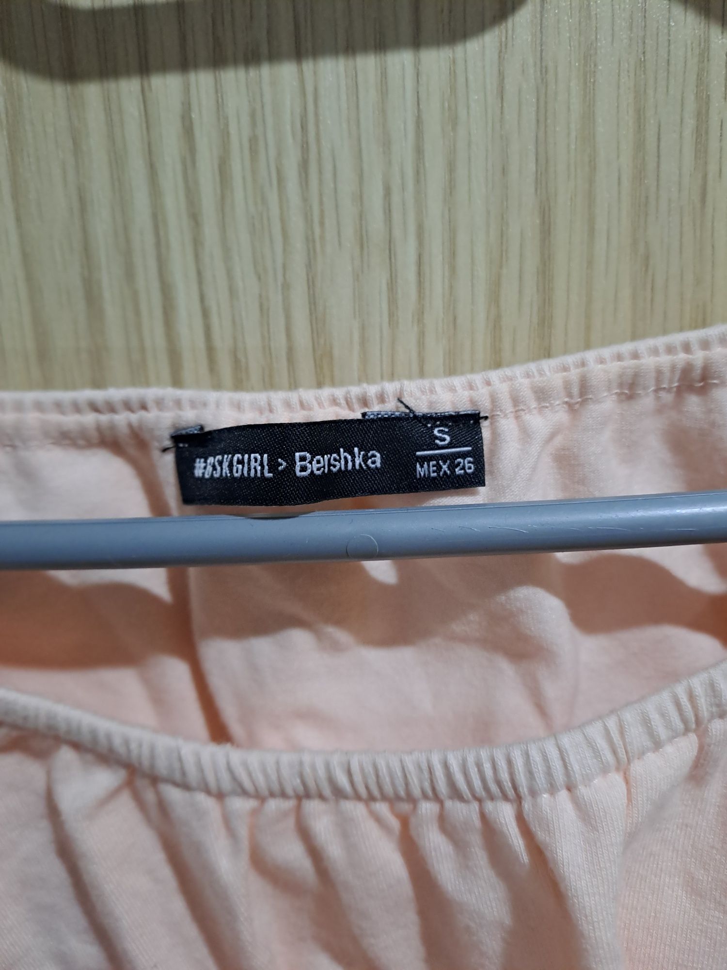 (472) Bluzka damska hiszpanka r.S Bershka