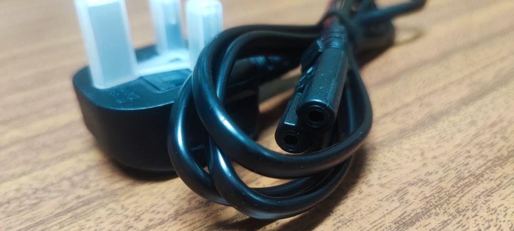 Cabo alimentação UK macho