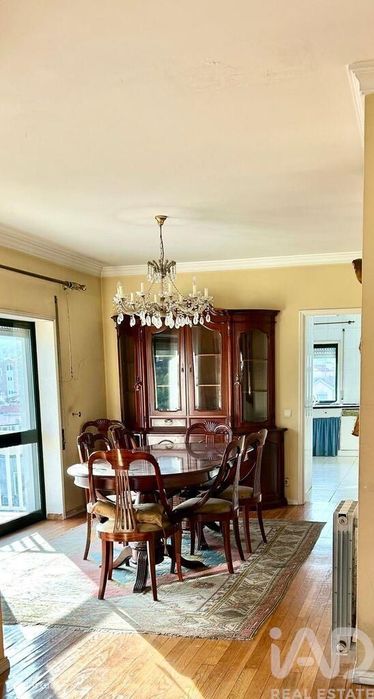 Apartamento T5 em Amarante (São Gonçalo), Madalena, Cepelos e Gatão de