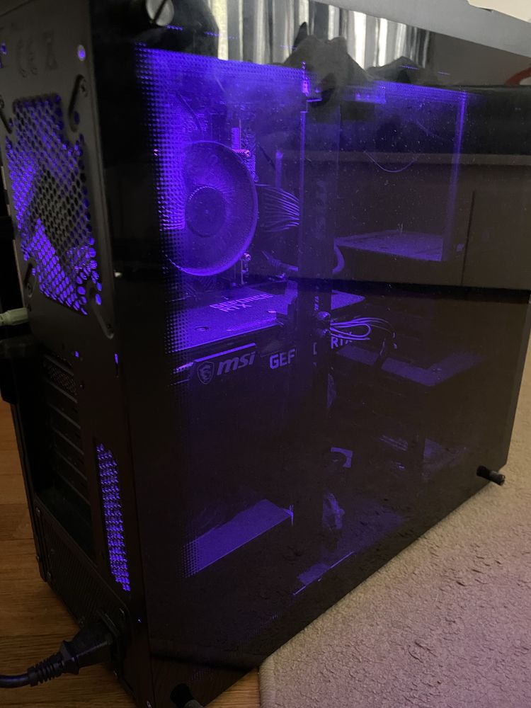 Desktop MSI MAG Codex 5