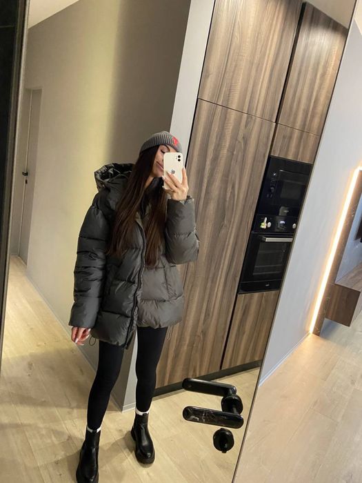 Куртка пуховик сіра