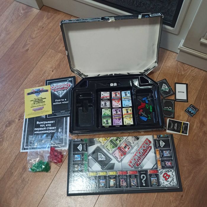 Настільна гра Монополія , Monopoly Millionaire , Hasbro