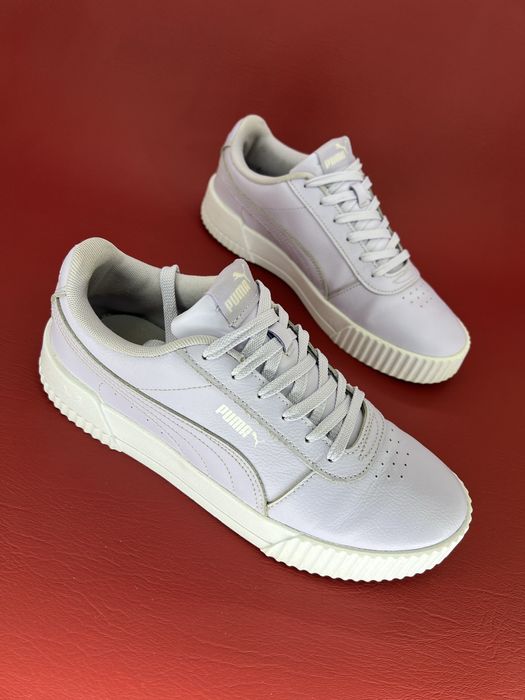 Жіночі кросівки 40,5р. 25.5см. Puma Carina L