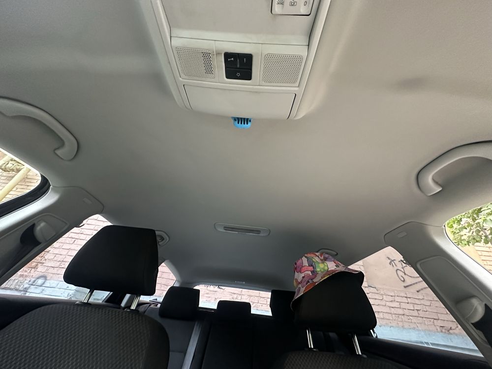 Volkswgen pasat B7 2011р 2.0 дизель механіка