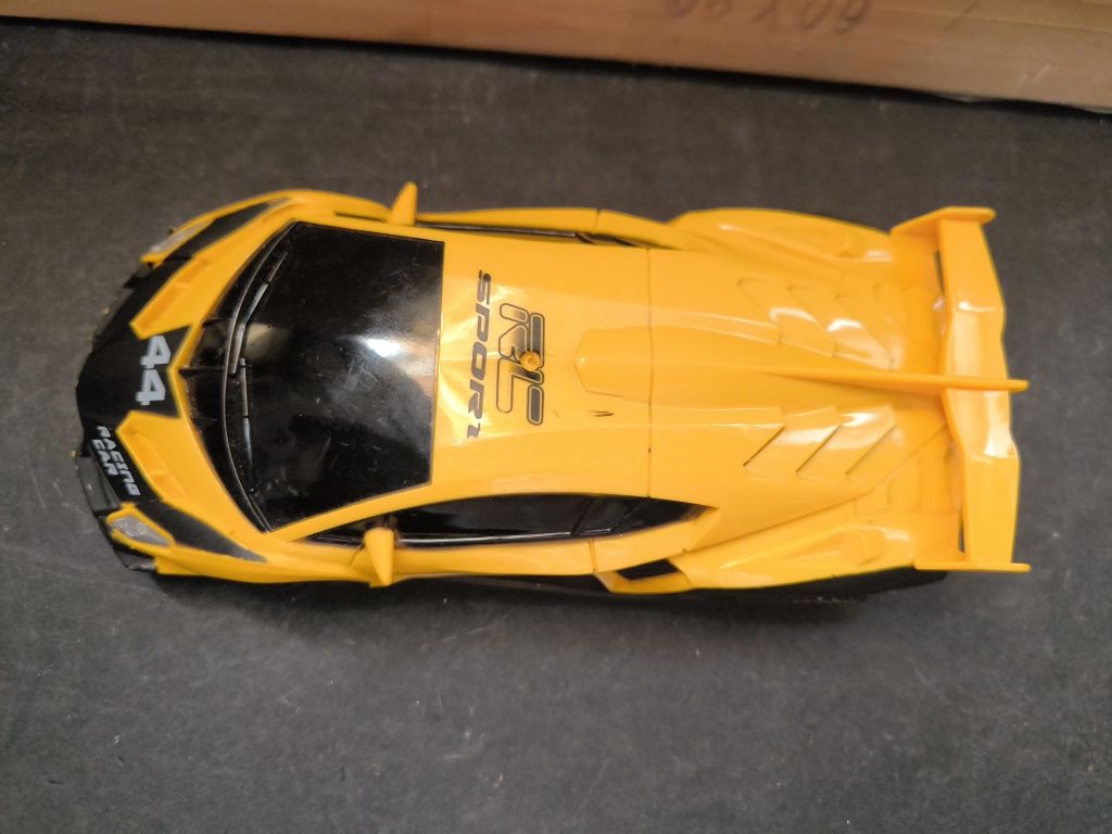 Carro de corrida - brinquedo