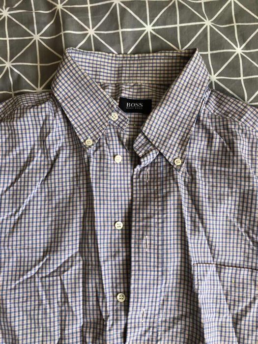 Рубашка Hugo Boss.