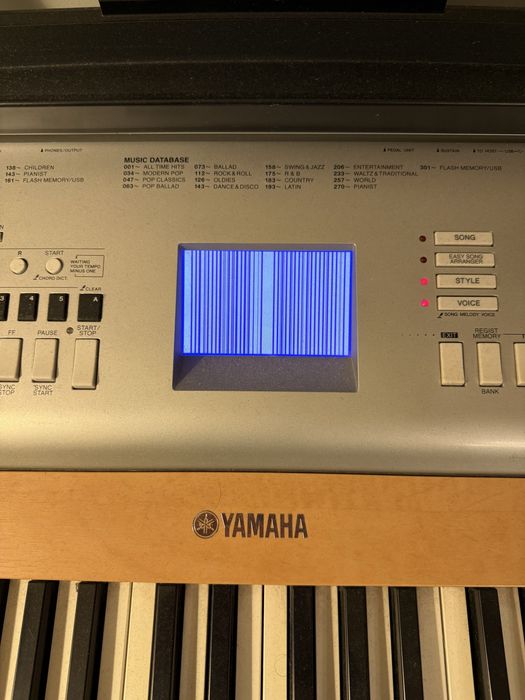 Pianino cyfrowe Yamaha DGX 630